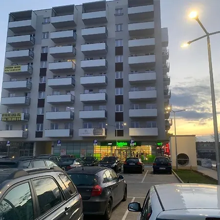 - Apartament