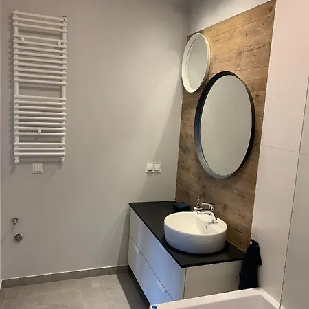 - Apartament Апартаменты